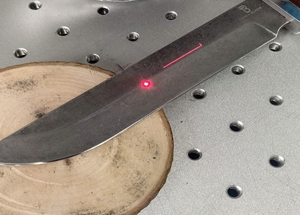 Handmade Ukrainian knives built to endure. Terenblade uses premium steel and G10 for EDC and survival blades. Lifetime guarantee.