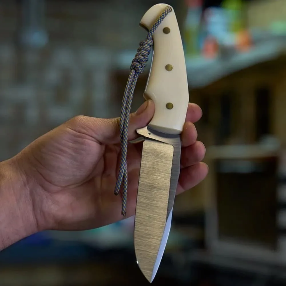 Rabust_ivory Handmade full tang knife with durable steel blade and ergonomic handle by Full Tangi