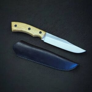 SavaKnife — Ukrainian bladesmith Maksym Sava forging handcrafted knives in his workshop